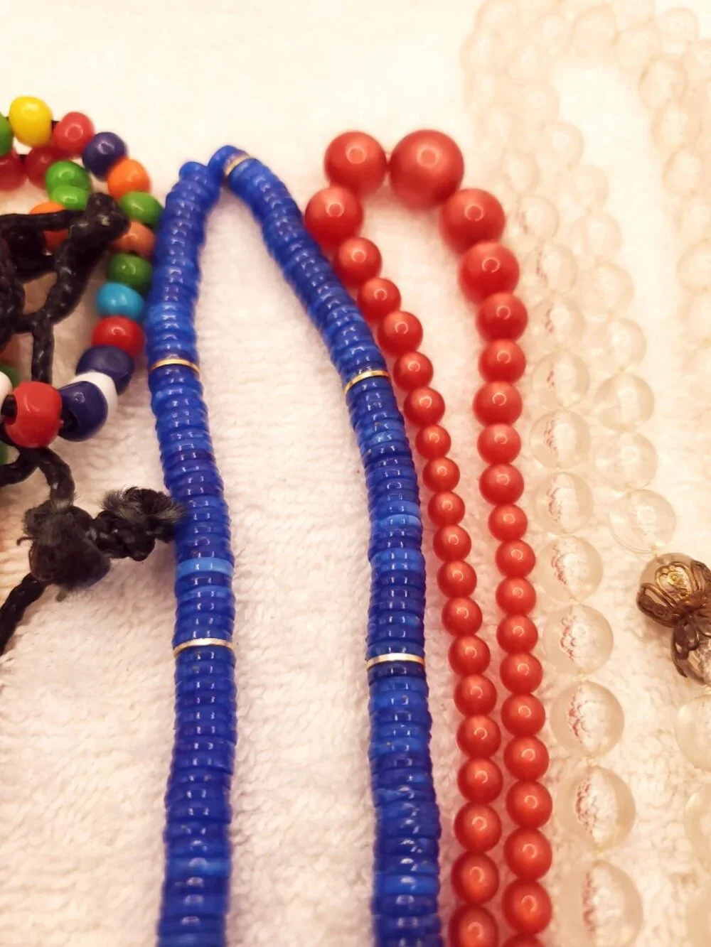 6 Necklaces, items # B-1726-1731 .  wt. 191 grams.